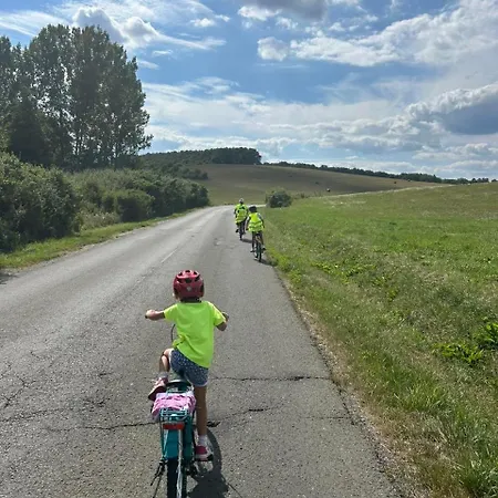 Buekkrosehill * Bukkmogyorosd