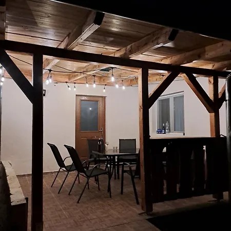 Buekkrosehill Apartment